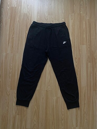NIKE CLUB EŞOFMAN