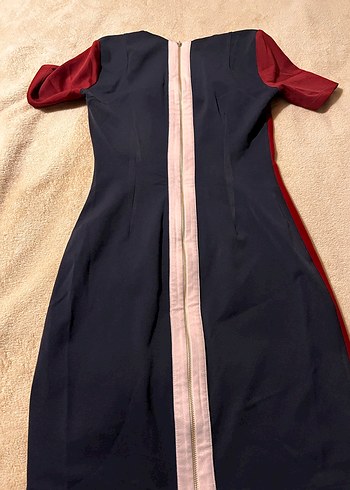 Bordo Drapeli Kısa Kollu Kalem Elbise - Görsel 4