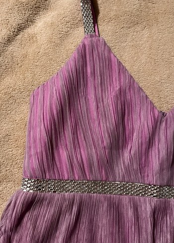 Piliseli Uzun Mor Abiye Elbise - Görsel 5