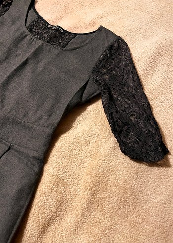 Dantel Detaylı Gri  Elbise - Görsel 3