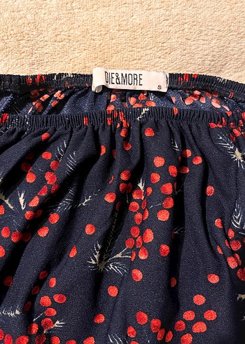 Çiçek  Desenli Kayık Yaka Kadın Bluz - Görsel 2