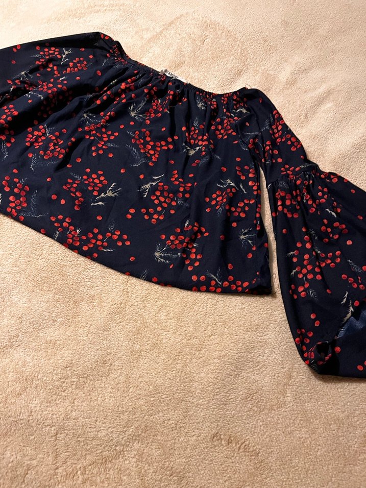 Çiçek  Desenli Kayık Yaka Kadın Bluz - Görsel 3