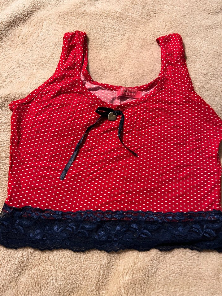 Kırmızı V Yaka Dantelli Mini bluz crop - Görsel 4