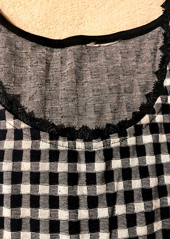 Siyah-Beyaz Kareli kısa Kolsuz Elbise - Görsel 4
