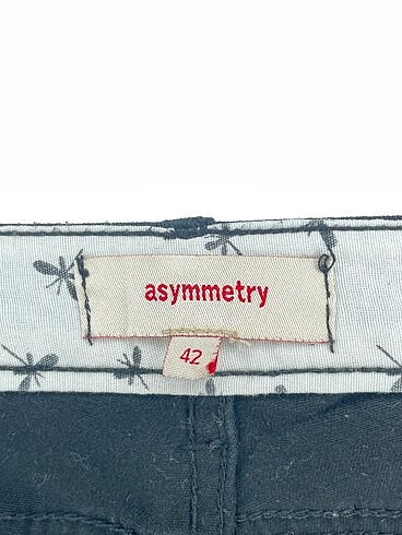 42 Beden siyah Renk Asymmetry Jean / Kot %70 İndirimli.