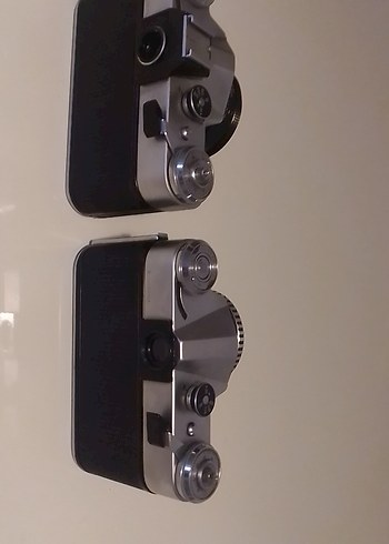 Beden 2 adet sorunlu analog Fotoğraf Makinesi Zenit E ve Revueflex E.