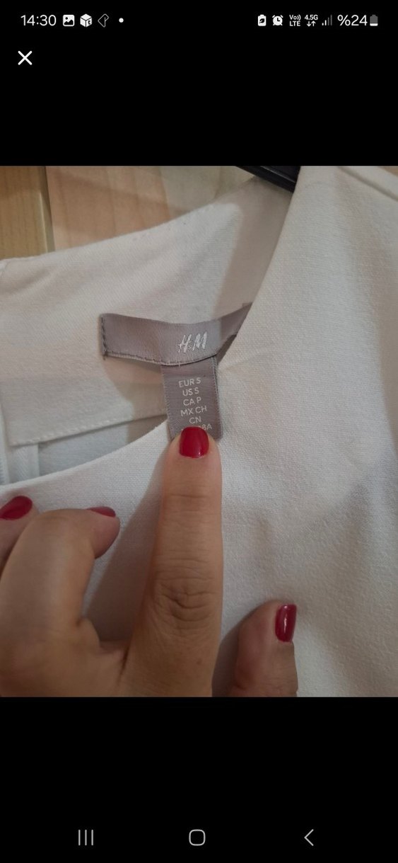  H&M Beyaz Minimalist Kolsuz Elbise (S Beden) - Görsel 3