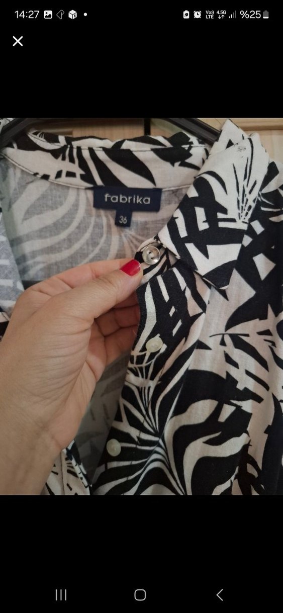  Fabrika Siyah-Beyaz Yaprak Desenli Gömlek Elbise (36 Beden) - Görsel 3