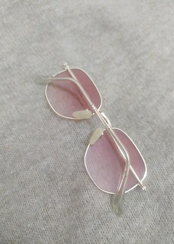 Şeffaf Pembe Minimalist Kadın Gözlüğü - Görsel 4