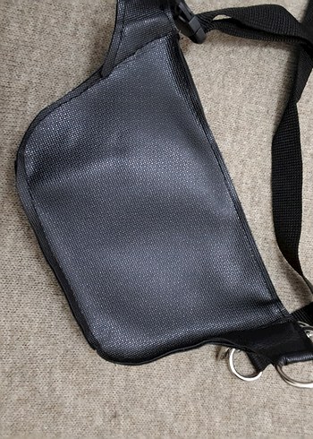 Siyah Deri Kadın Bel Çantası - Görsel 3