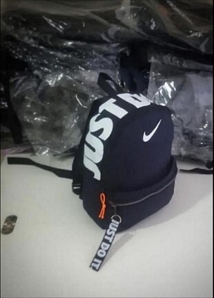 Nike canta