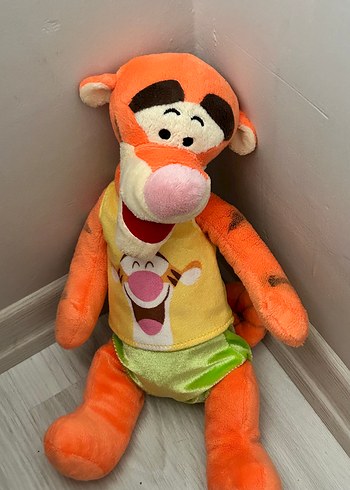 Renkli Turuncu Peluş Oyuncak