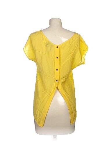 m Beden Mango Bluz %70 İndirimli.