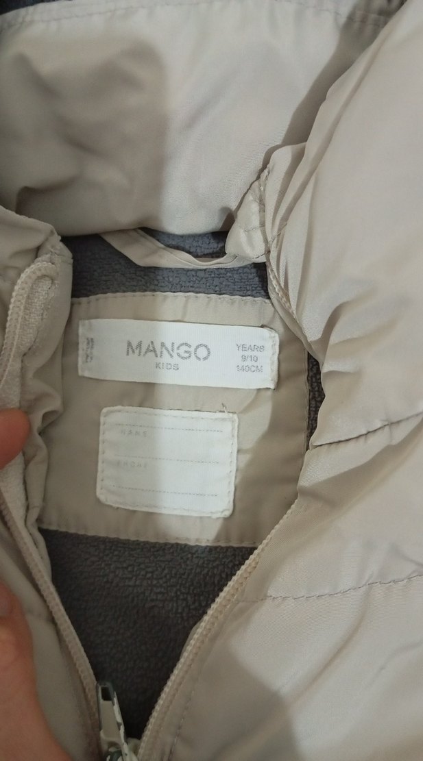 Bej Kapüşonlu çocuk Kışlık Mont - Görsel 4