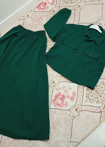 Düğmeli etekli takım - Görsel 2