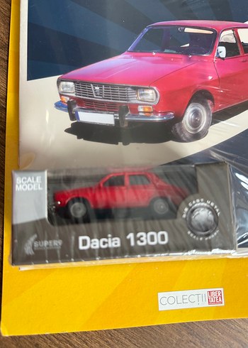  Koleksiyonluk Kırmızı Dacia 1300 Oyuncak Araba