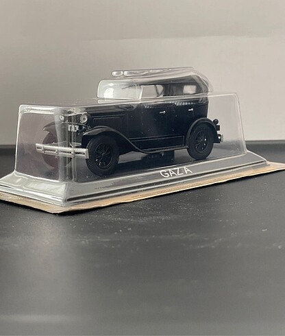 Beden Renk GAZ A diecast sovyet aracı
