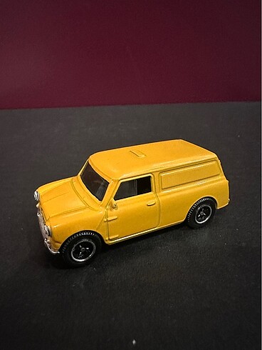 Matchbox Austin mini van 1965