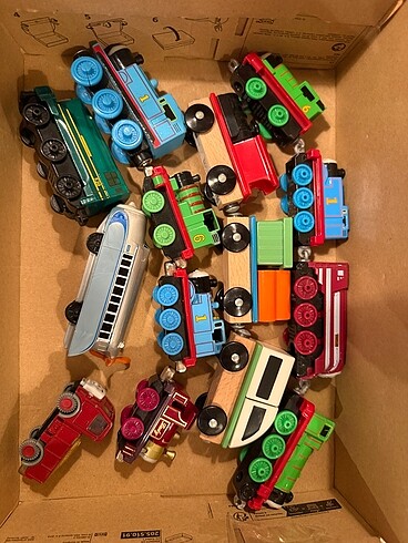 Thomas percy Lorry Lady catilin hugo ve arkadaşkarı ikea tren