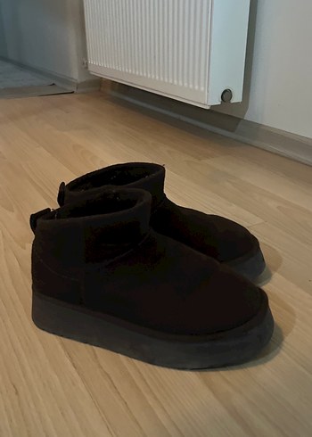 UGG Bot