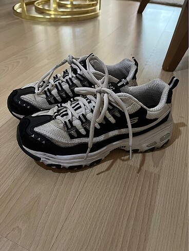 Skechers D?lites