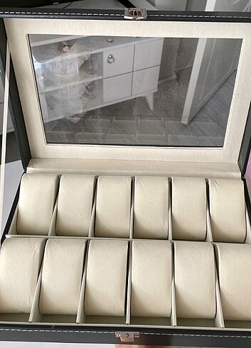 Ikea Düzenleyici saat kutusu