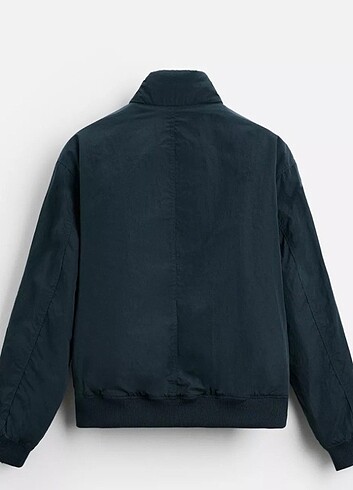 Zara Zara Kapitone Detayli Teknik Ceket
