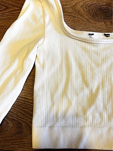 s Beden TRENDYOLMİLLA BEJ CROP