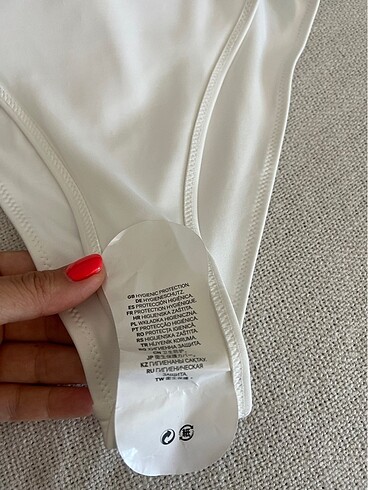 xs Beden beyaz Renk Bikini altı derin bacak dekoltesi