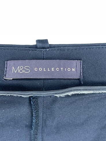 40 Beden lacivert Renk Marks & Spencer Kumaş Pantolon %70 İndirimli.