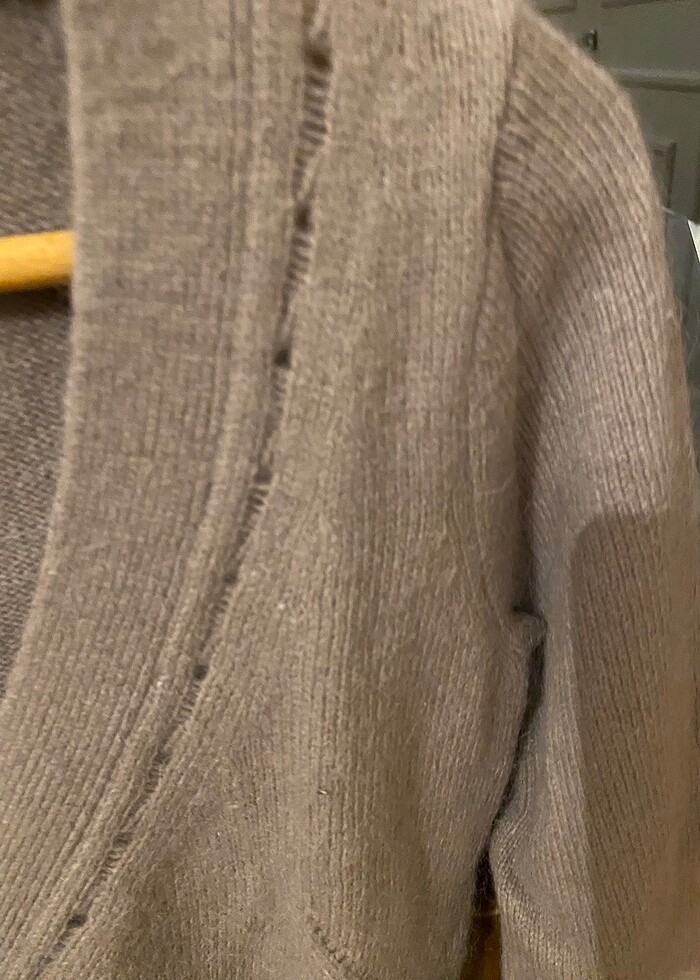 Yargıcı yün hırka - Görsel 3