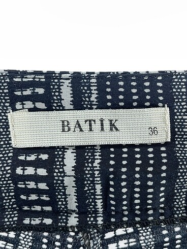 36 Beden çeşitli Renk Batik Kumaş Pantolon %70 İndirimli.