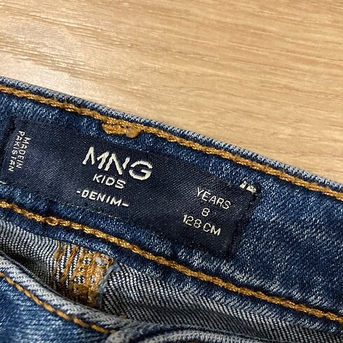8 Yaş Beden Mango kids marka denim ( kot) pantolon