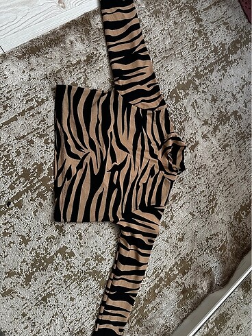 Trendyol & Milla Crop leoparlı