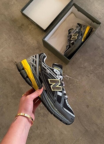 NB 1906 Sneaker