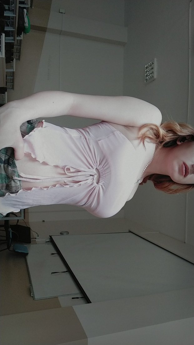 Pembe straplez crop shine - Görsel 2