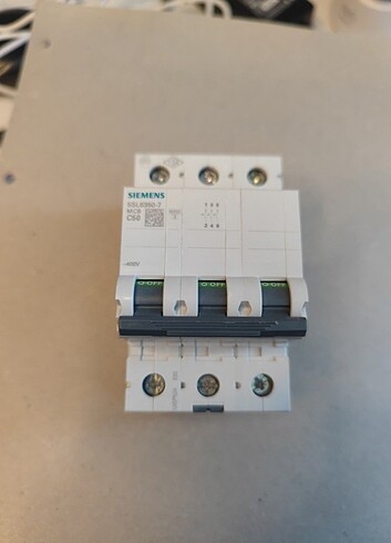Siemens gurup otomat 3*50c