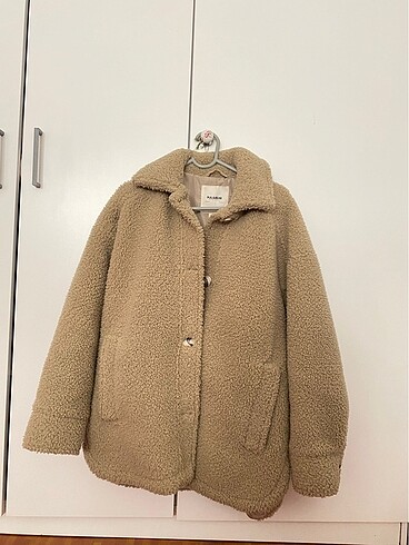 Pull and Bear Mont