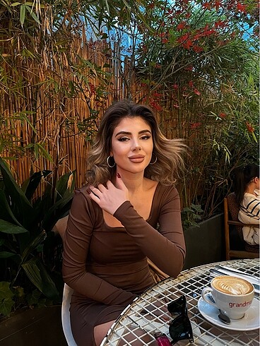 Zara Yırtmaç detay esnek kumaş elbise