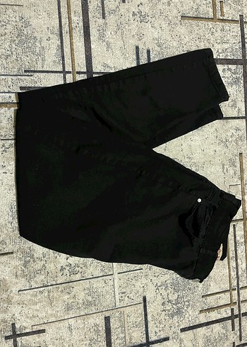 Diğer Siyah Kemerli Regular Fit Midi Kot Pantolon