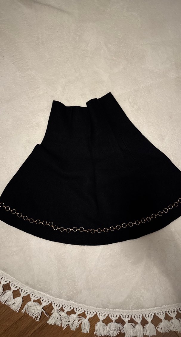 Zincir Detaylı Siyah  Mini Etek - Görsel 2
