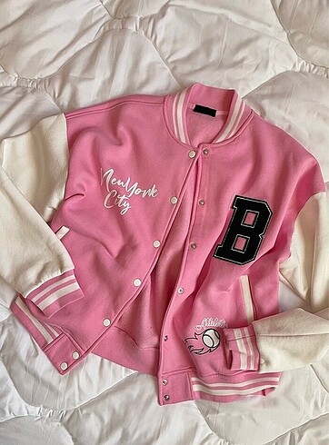 Pembe ceket