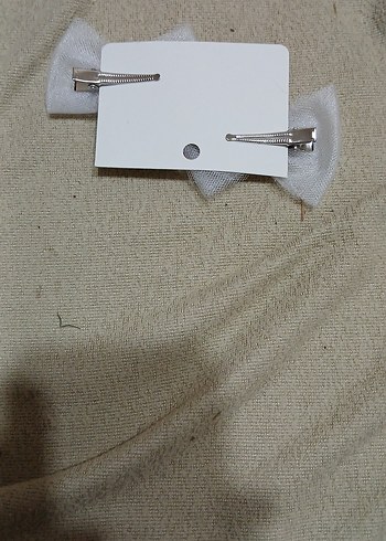  Beden Beyaz Nakışlı Çocuk Saç Tokası Velcro