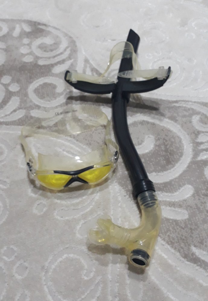 Sarı Elastik Bantlı Yılan Desenli Yüzücü Gözlüğü - Görsel 3