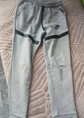 Nike Gri Melanj Esofman Alti