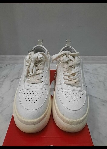 37 Beden Bershka Kadın yüksek taban spor ayakkabı 
