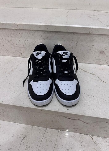 Nike Dunk Low Retro Senakers