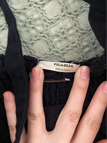 Pull and Bear Siyah elbise düğmeli