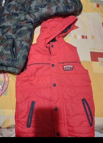 LC Waikiki 5-6 yaş erkek çocuk mont/şişme yelek 