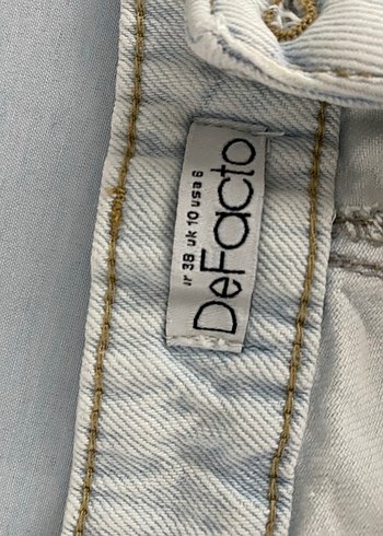 Cep Fermuarlı Bej Midi Jean Şort - Görsel 3